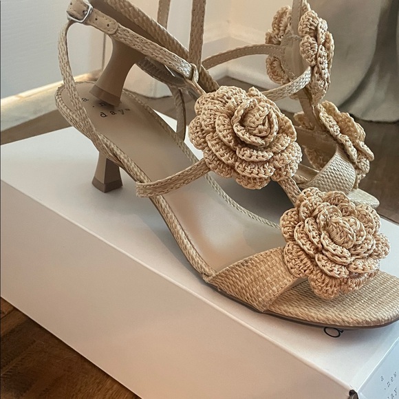 a new day Beige Crochet Floral Sandals - Picture 3 of 5
